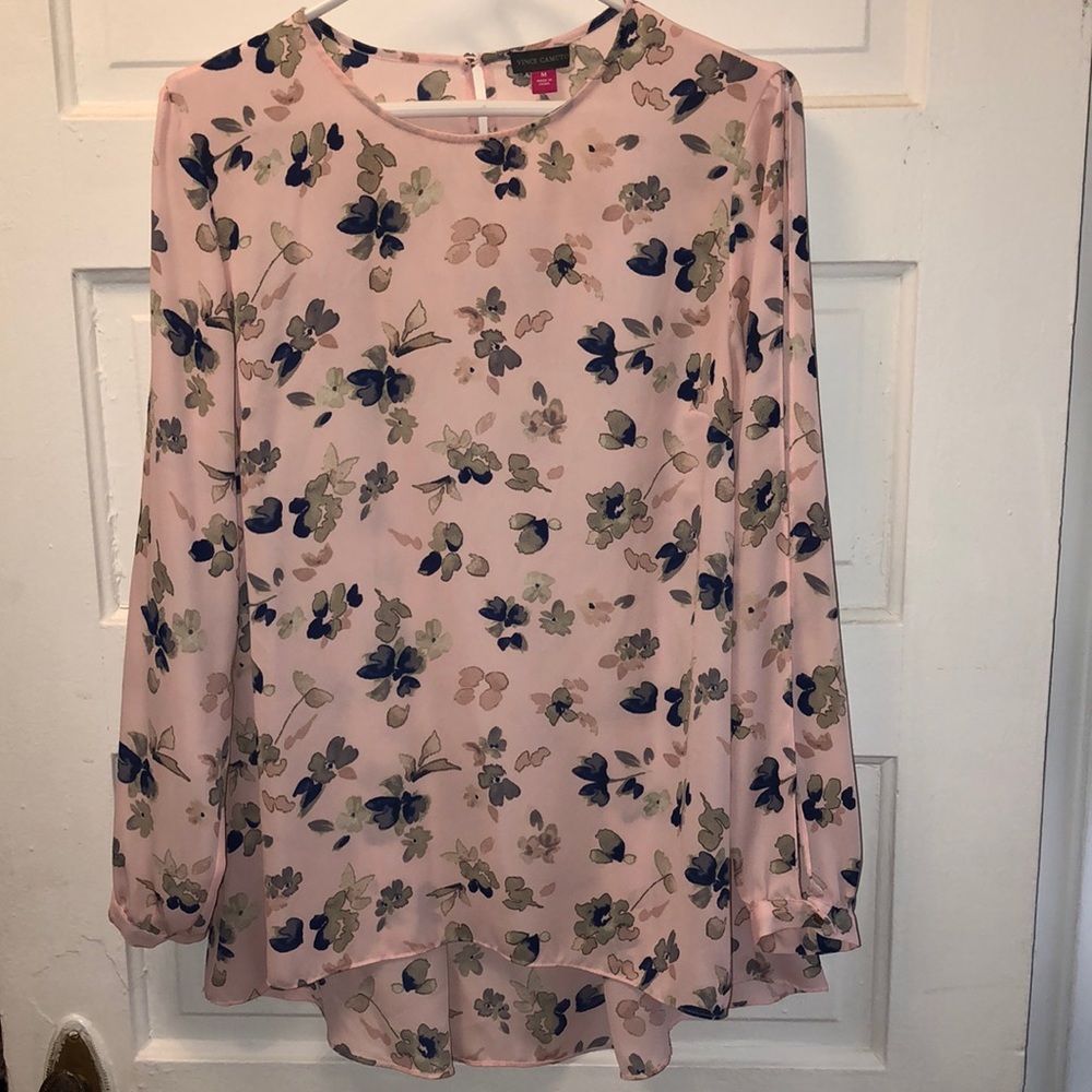 Vince Camuto split sleeve top
